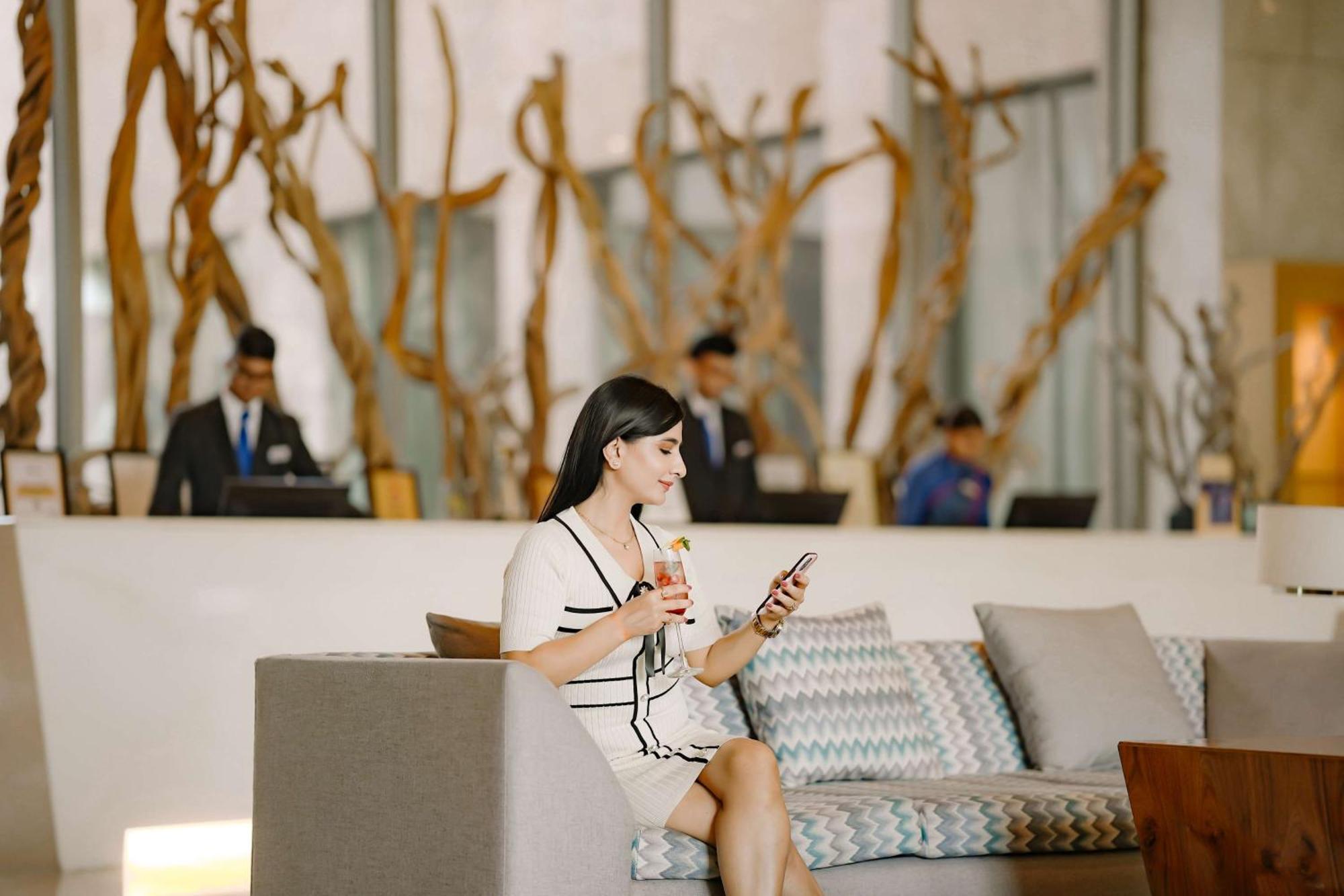 Radisson Blu Hotel Amritsar Exterior foto Lobby